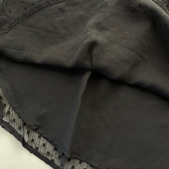 Loft clip dot shirred ruffle neck blouse. - Picture 9 of 10